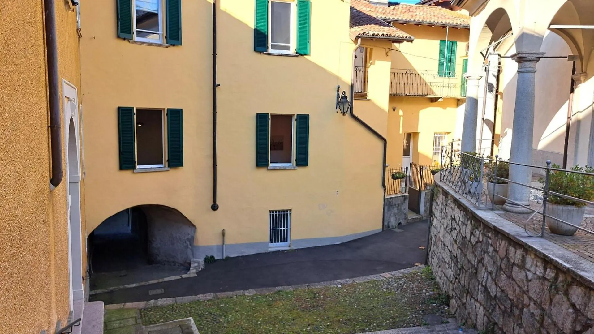 Apartment Blu - Borgo Antico By Interhome Porto Valtravaglia